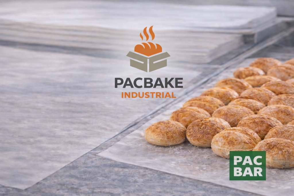 PACBAKE Backtrennpapier von PACBAR bietet Filialbäckereien und Bäckereien mit Zentralproduktion eine planbare, wirtschaftliche und nachhaltige Lösung. Mit Backtrennpapier in 35 gr/m² und 39 gr/m² schaffen wir eine effiziente Alternative zum klassischen 41 gr/m²-Standard.